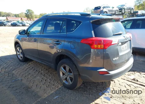 2015 Toyota Rav4 Xle z USA, uszkodzony, nr VIN 2T3RFREV2FW249841